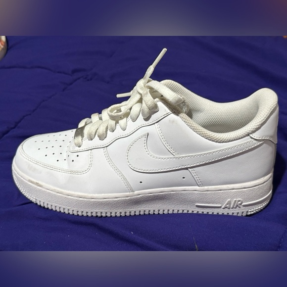 Nike Women’s Air Force 1 ‘07 White - Picture 10 of 15